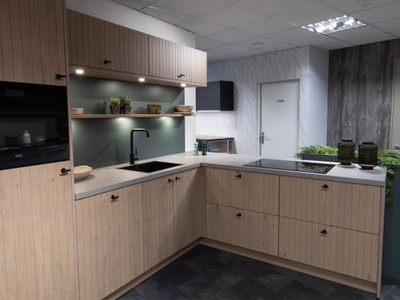 Cityline Industriële houten hoekkeuken