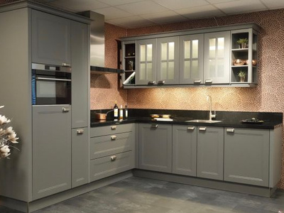 Nolte Windsor klassieke keuken kwarts grijs soft mat gelakt