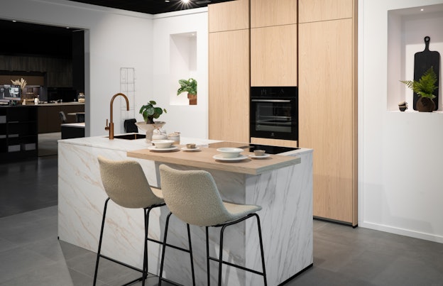 Eiken Como Senso witte eilandkeuken