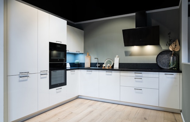 Luxe witte hoekkeuken